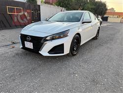 نیسان ئەلتیما